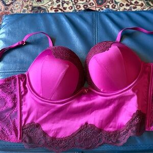 Victoria's Secret Fuchsia Lace Bra